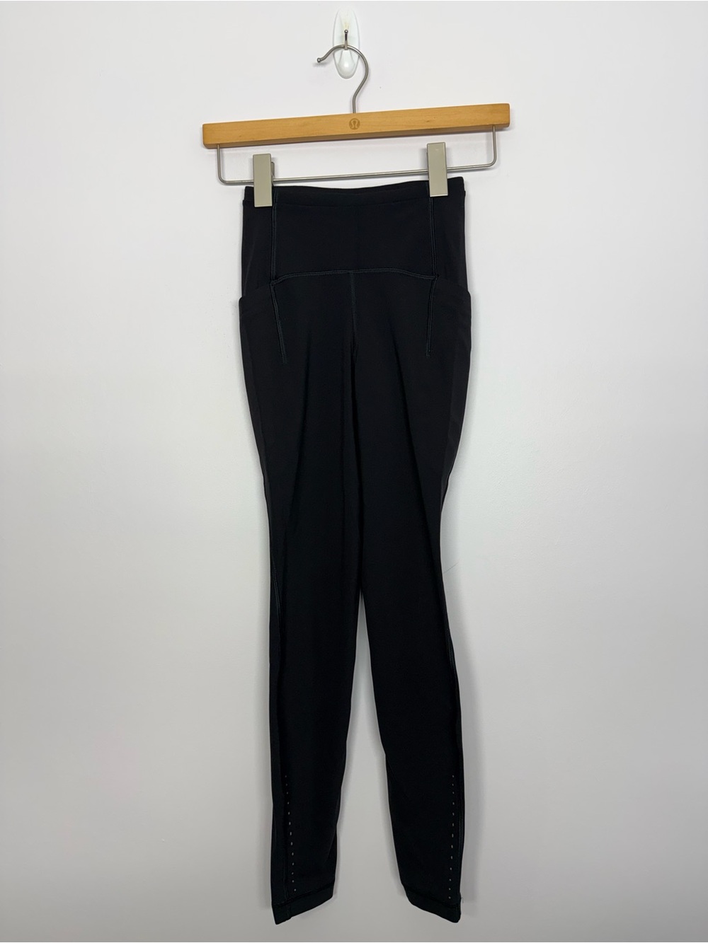 17: Lululemon Swift Speed High-Rise Brushed Tight 28" Black Size 0